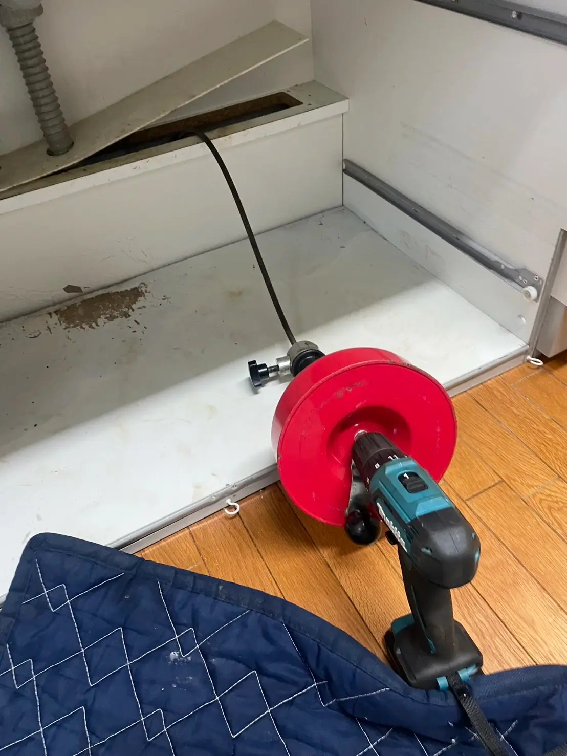 台所の強固なつまりに高圧洗浄-町田市野津田町